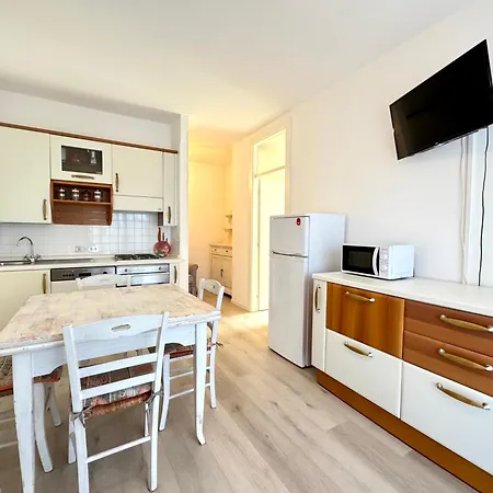 Tritone 12 Family - Carraro Immobiliare * Lido di Jesolo
